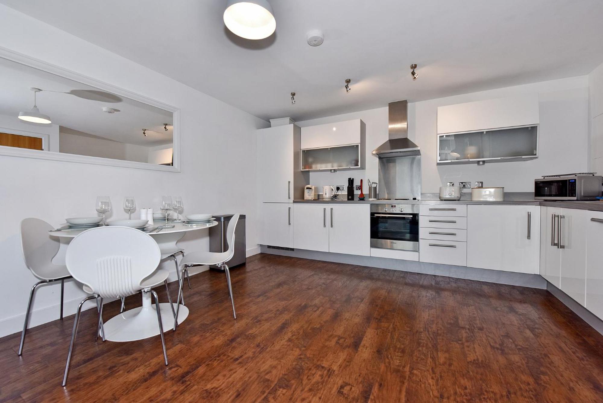 The Vizion Serviced Apartments From Pincott Properties - Free Parking, Private Balcony, And Wifi Milton Keynes Exterior foto