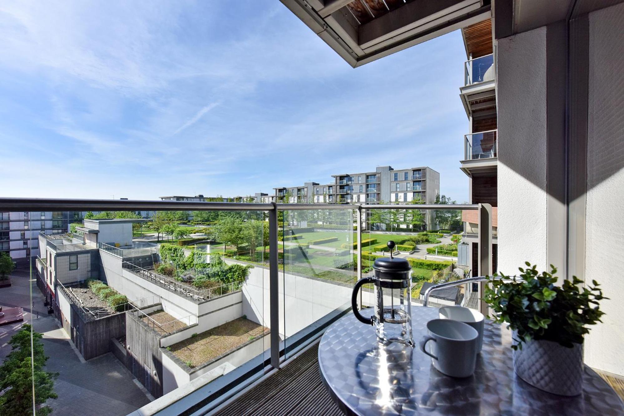 The Vizion Serviced Apartments From Pincott Properties - Free Parking, Private Balcony, And Wifi Milton Keynes Exterior foto